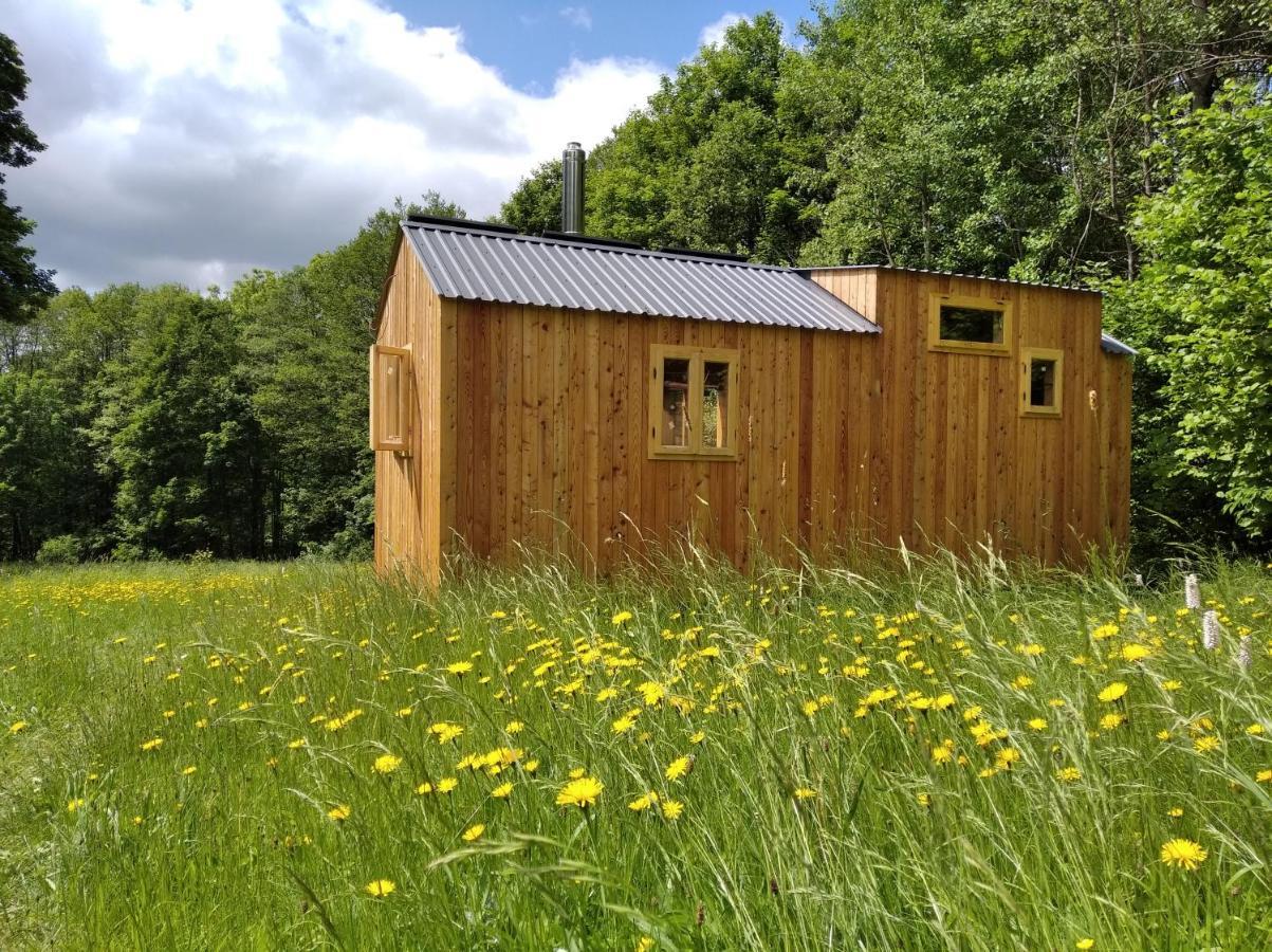 VýprachticeCelorocni Glamping V Pohodlnem Domecku别墅 外观 照片