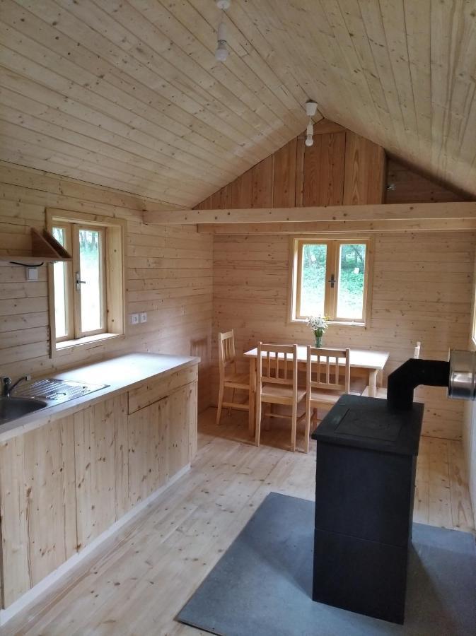 VýprachticeCelorocni Glamping V Pohodlnem Domecku别墅 外观 照片