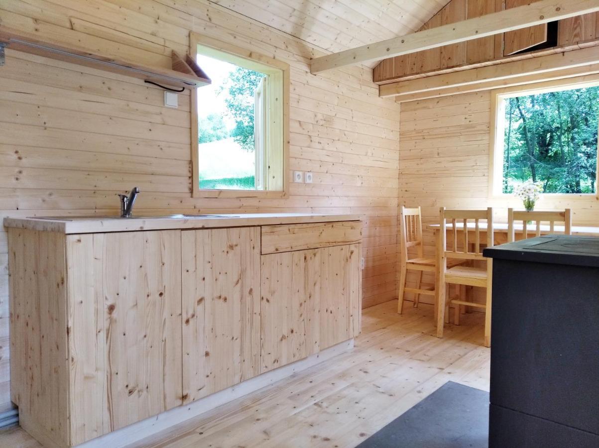VýprachticeCelorocni Glamping V Pohodlnem Domecku别墅 外观 照片