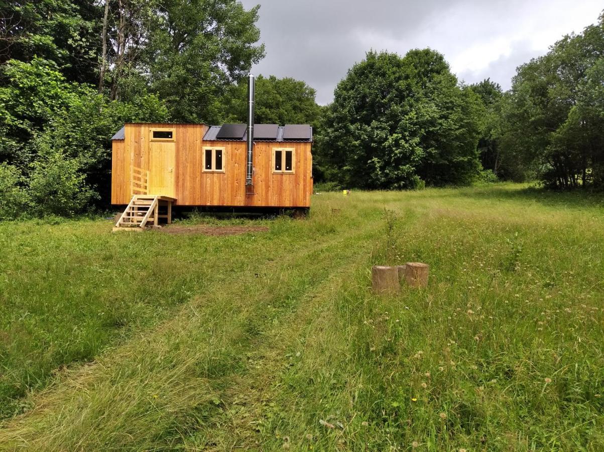 VýprachticeCelorocni Glamping V Pohodlnem Domecku别墅 外观 照片